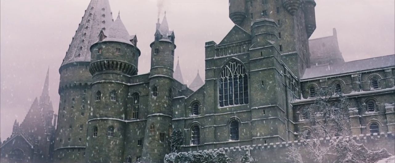 Hogwarts Legacy Winter Ambience - YouTube